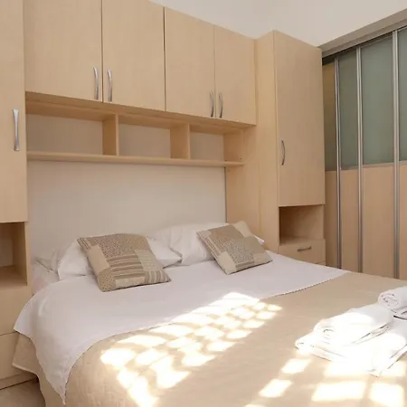 Kuzmanic Apartman Trogir